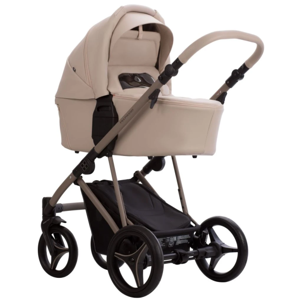 Коляска Bebetto Pelpasso PRO 2в1 (Pro 02 Kaszmir св.бежевая кожа)
