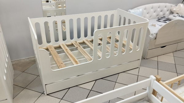 Кровать укороченная (вертикальная) с ящиком (Белый)