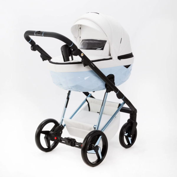 Коляска Adamex Quantum SuperStar Deluxe 2в1 (Q-STAR138/Белая кожа/голубое рельефное дно/голубая рама)