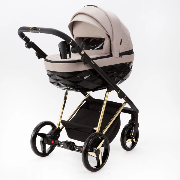 Коляска Adamex Quantum Special Edition 2в1 (Q-TK770/Бежевый/черное рельефное дно/рама золото)