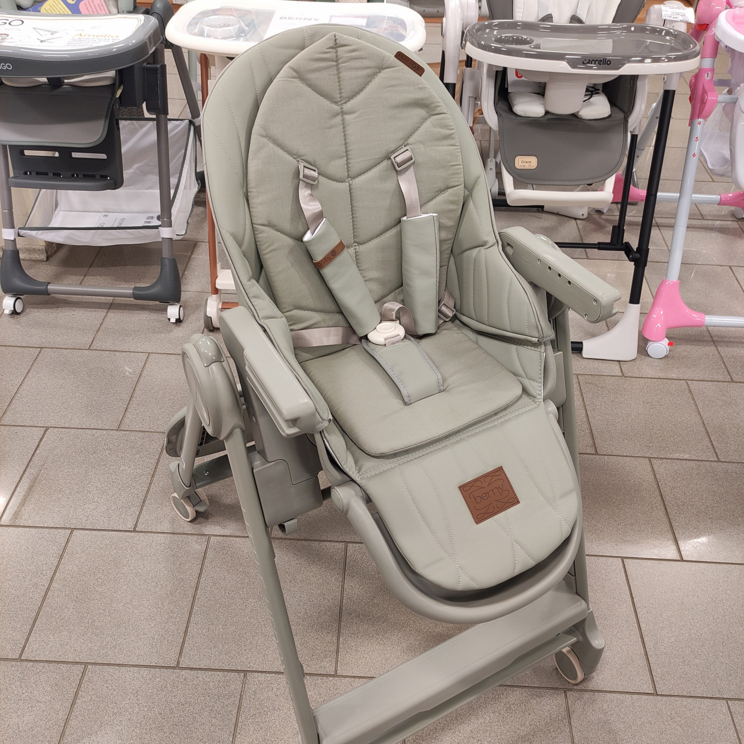 Стульчик для кормления Happy Baby Berny Lux (Grey new) купить в